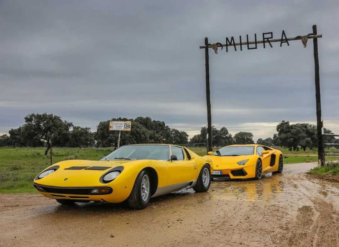 Lamborghini Miura: The Masterpiece Born From Bullfighting Passion and Design Mystery